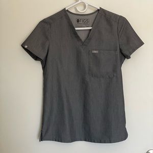 Women’s fig scrub top